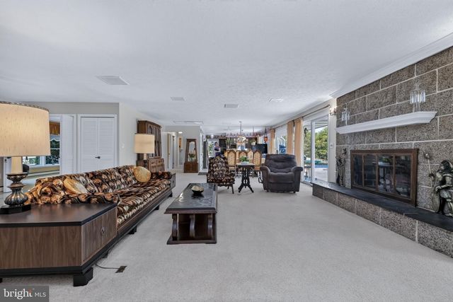 4212 DUSTIN RD, Burtonsville, MD 20866