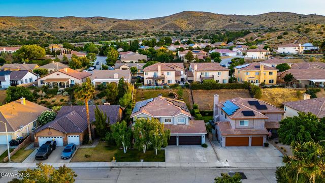 3938 Sungate Drive, Palmdale, CA 93551