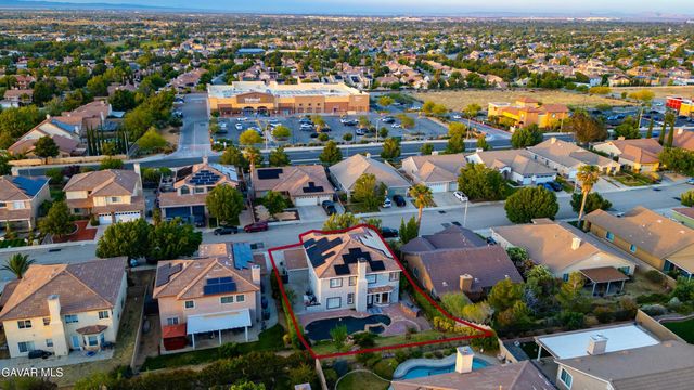 3938 Sungate Drive, Palmdale, CA 93551