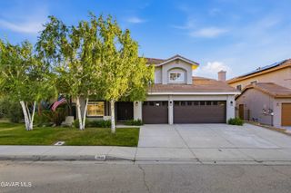 3938 Sungate Drive, Palmdale, CA 93551