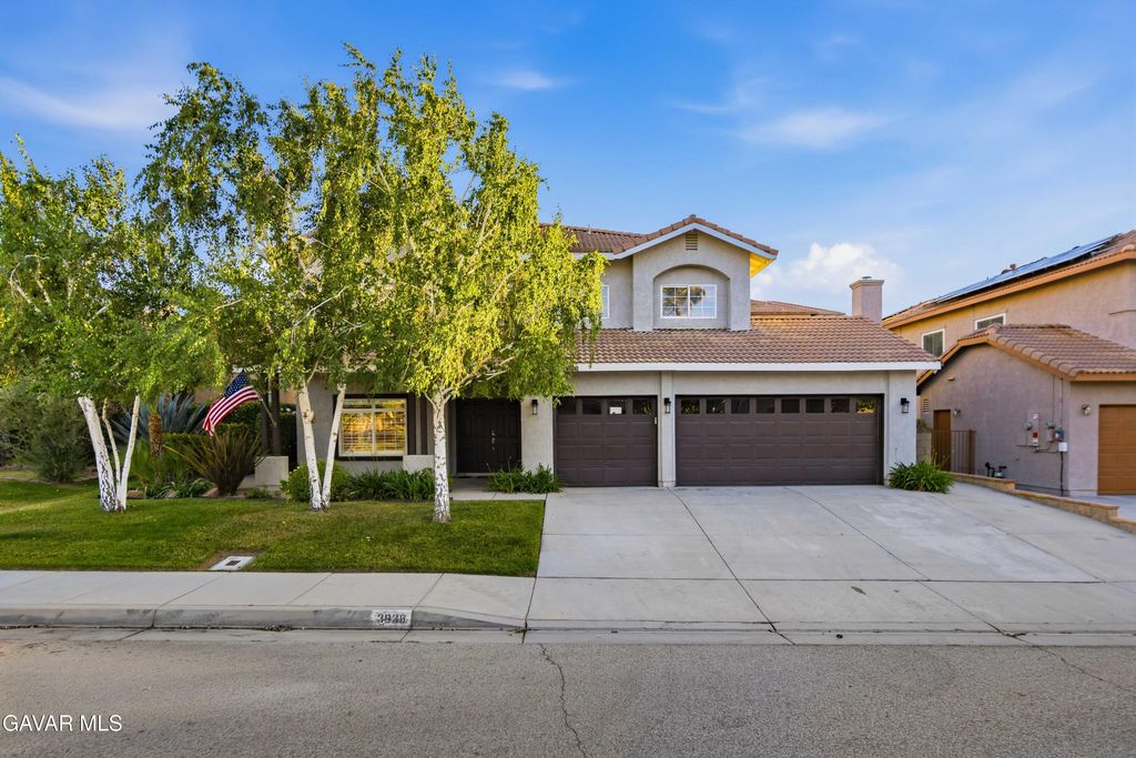 3938 Sungate Drive, Palmdale, CA 93551