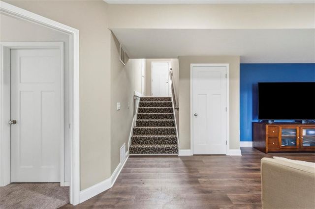 703 19th Avenue N, Greenwood, MO 64034