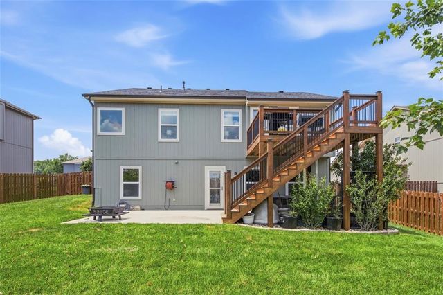703 19th Avenue N, Greenwood, MO 64034