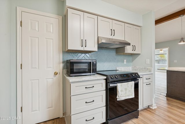 2017 Pattho Lane, Lynn Haven, FL 32444