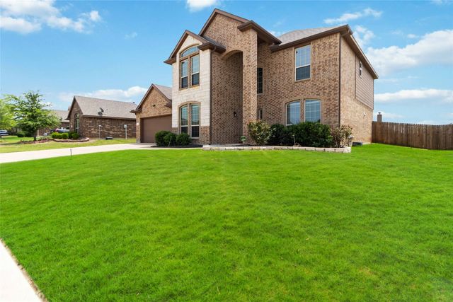 1112 Crest Ridge Drive, Glenn Heights, TX 75154