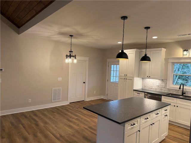 67 Oakmont Drive, Jasper, GA 30143