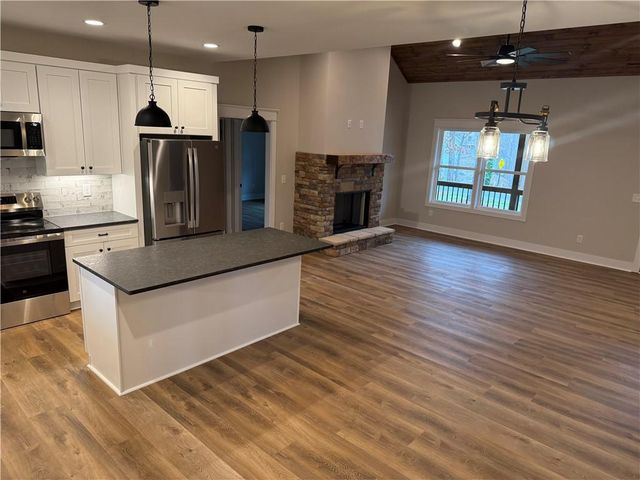 67 Oakmont Drive, Jasper, GA 30143