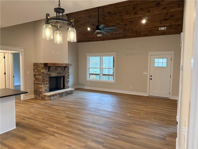 67 Oakmont Drive, Jasper, GA 30143