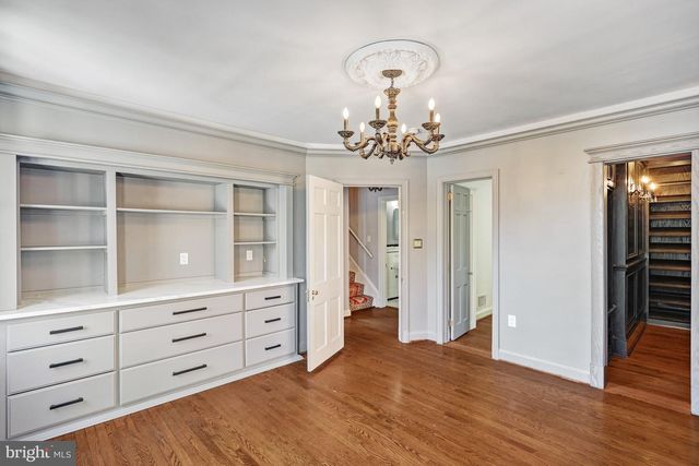 3916 MILITARY RD, Arlington, VA 22207