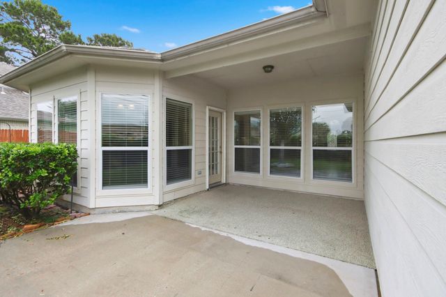 18631 Polo Meadow Drive, Humble, TX 77346