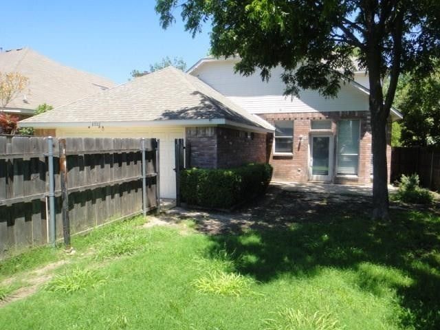 8902 Bayshore Lane, Rowlett, TX 75088