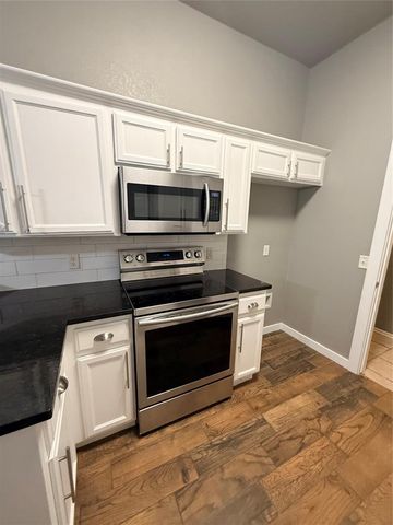 21925 Homesteaders Road, Edmond, OK 73012