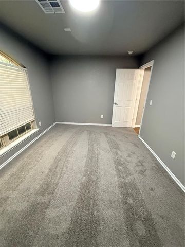 21925 Homesteaders Road, Edmond, OK 73012