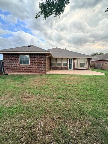 21925 Homesteaders Road, Edmond, OK 73012