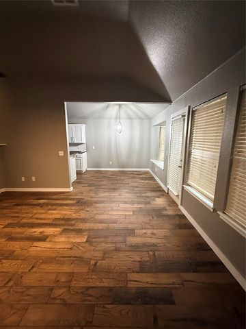 21925 Homesteaders Road, Edmond, OK 73012