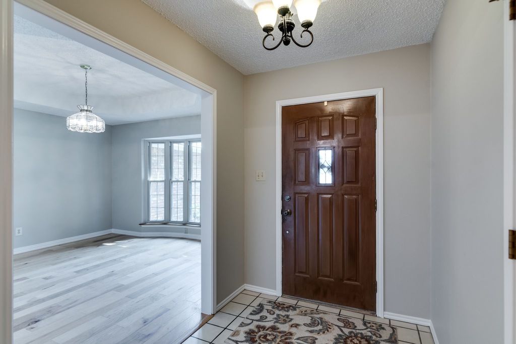 8951 Hialeah Circle N, North Richland Hills, TX 76182 — photo 4