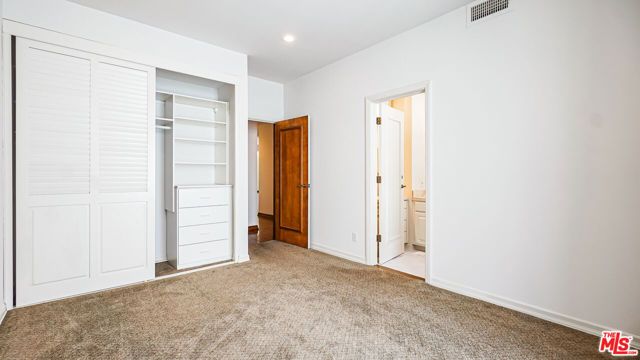 1220 Roxbury Drive 302, Los Angeles, CA 90035