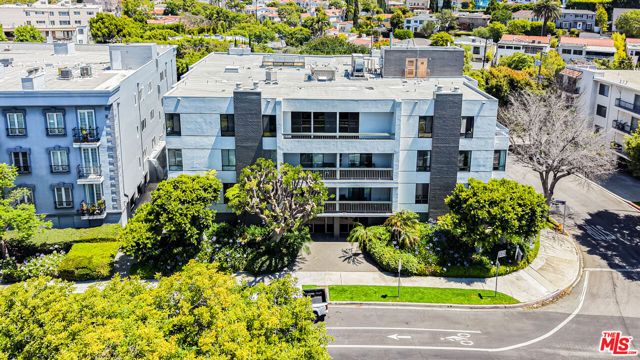 1220 Roxbury Drive 302, Los Angeles, CA 90035