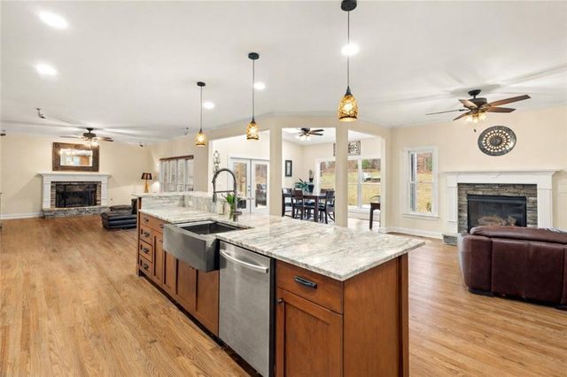 67 Pointer Lane, Braselton, GA 30517