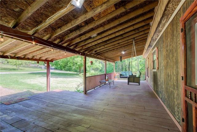 8176 E HIGHWAY 5, Whitesburg, GA 30185