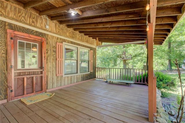 8176 E HIGHWAY 5, Whitesburg, GA 30185