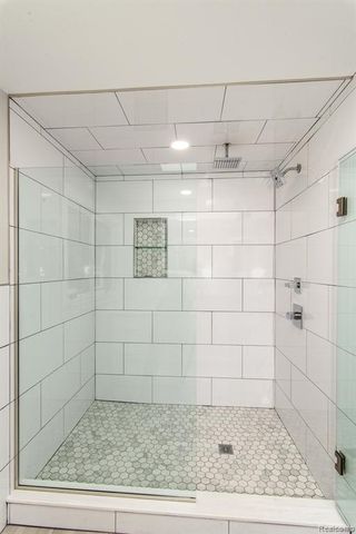 2800 Acorn Road, Bloomfield Village, MI 48302