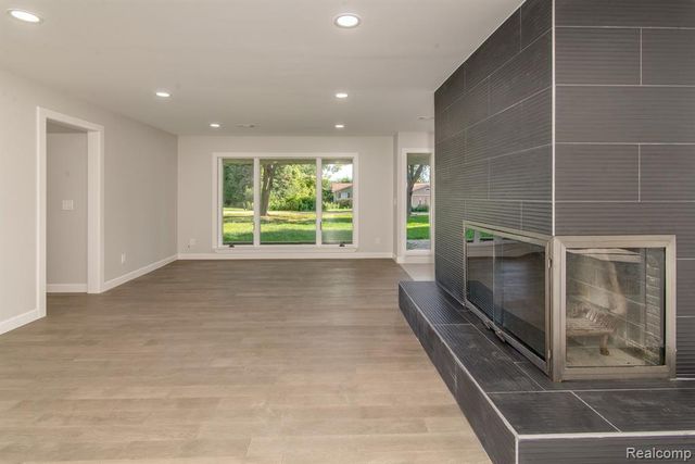 2800 Acorn Road, Bloomfield Village, MI 48302