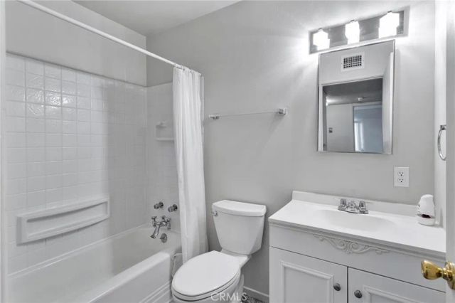 16257 Avalon, Victorville, CA 92395