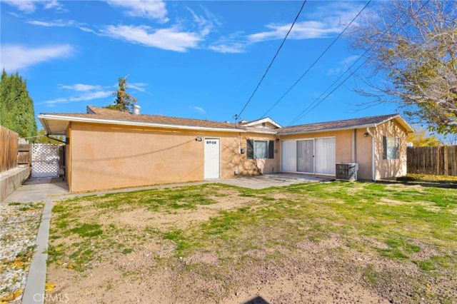 16257 Avalon, Victorville, CA 92395