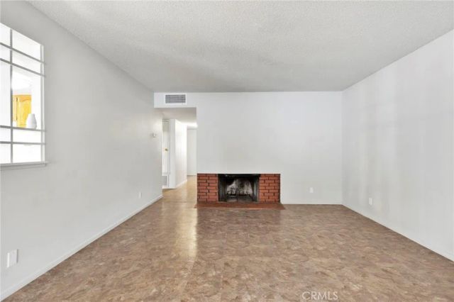 16257 Avalon, Victorville, CA 92395