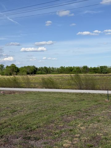 1781 Hardin Bottom River Rd, Clifton, TN 38425