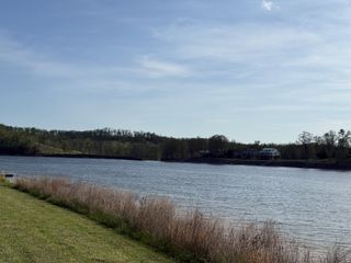 1781 Hardin Bottom River Rd, Clifton, TN 38425