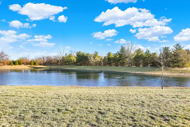 8115 Hanley Lane, Zionsville, IN 46077