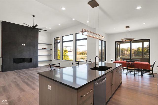 8115 Hanley Lane, Zionsville, IN 46077