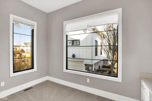 8115 Hanley Lane, Zionsville, IN 46077