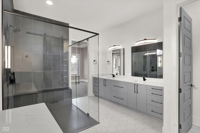 8115 Hanley Lane, Zionsville, IN 46077