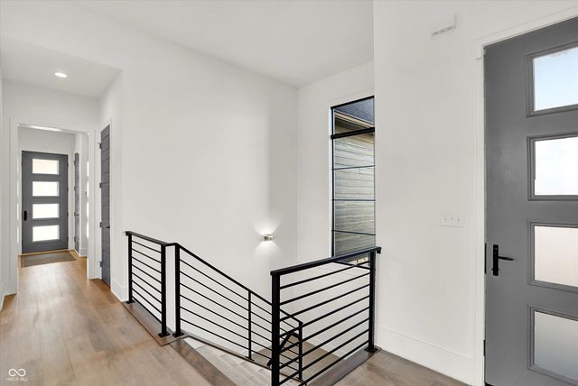 8115 Hanley Lane, Zionsville, IN 46077