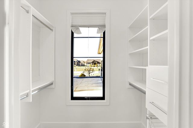 8115 Hanley Lane, Zionsville, IN 46077