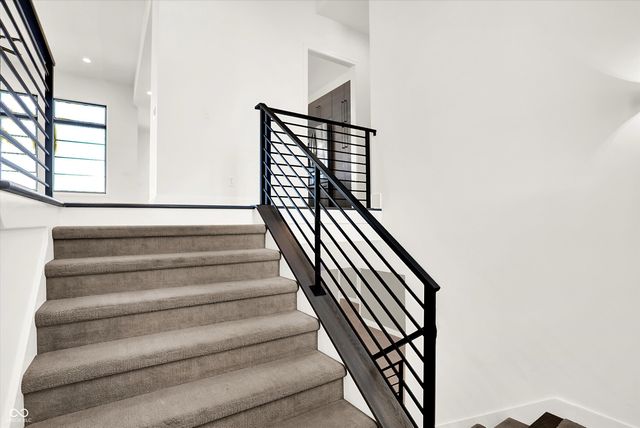 8115 Hanley Lane, Zionsville, IN 46077