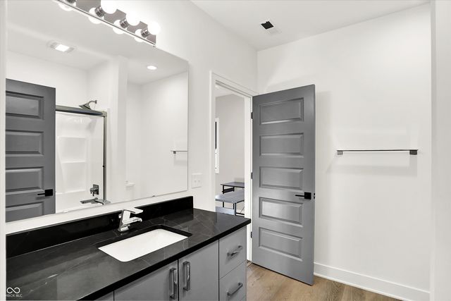 8115 Hanley Lane, Zionsville, IN 46077