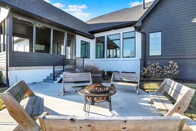 8115 Hanley Lane, Zionsville, IN 46077