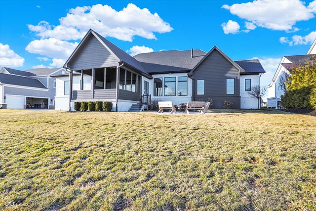 8115 Hanley Lane, Zionsville, IN 46077