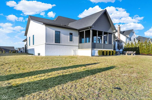 8115 Hanley Lane, Zionsville, IN 46077