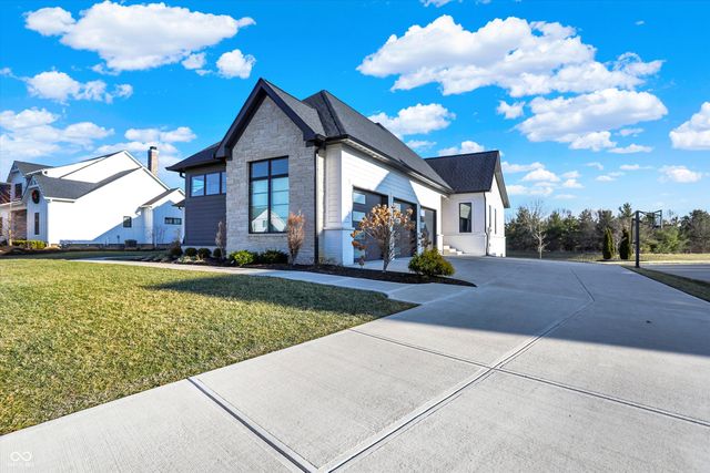 8115 Hanley Lane, Zionsville, IN 46077