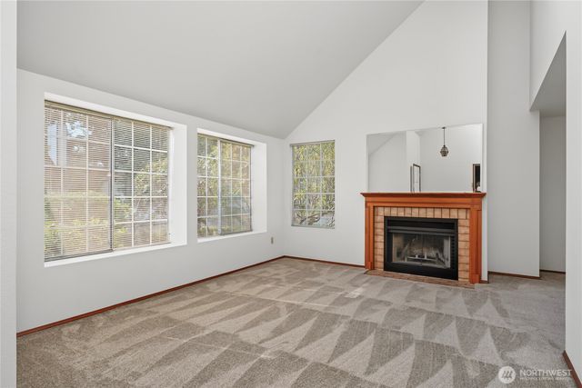 422 S 329th Lane, Federal Way, WA 98003