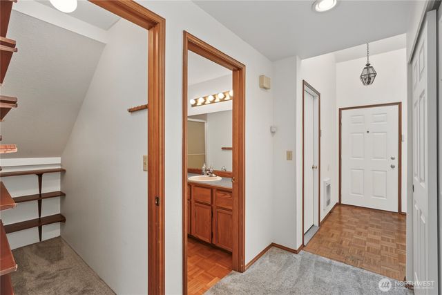 422 S 329th Lane, Federal Way, WA 98003