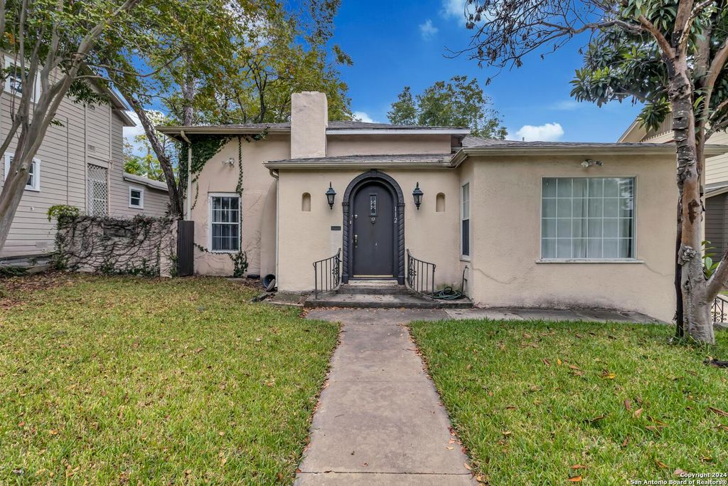 112 CLOVERLEAF AVE, Alamo Heights, TX 78209