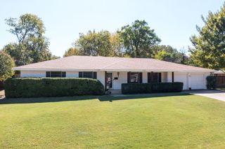 4819 Hope Street, River Oaks, TX 76114