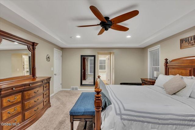 2 Carpenter Way, Clifton Park, NY 12065