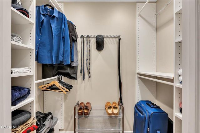 2 Carpenter Way, Clifton Park, NY 12065